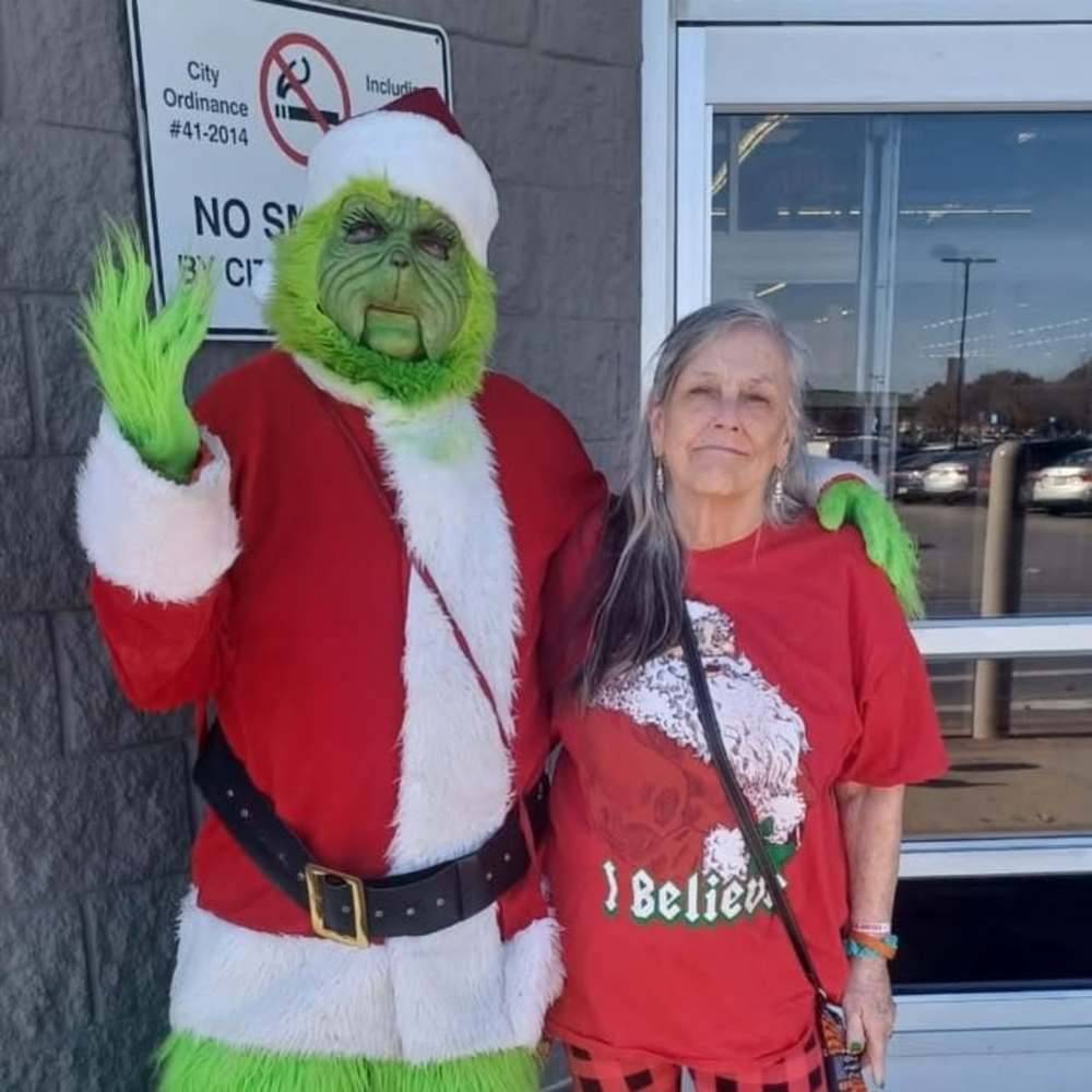 Meet your Posher, Jennifer